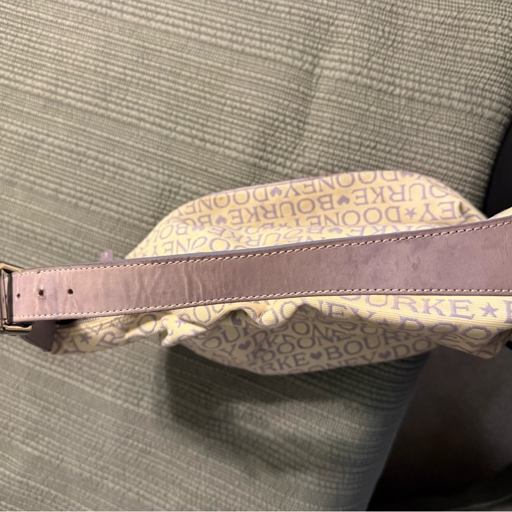 Dooney and Bourke Hobo style purse. Cream w/light purple - Picture 3 of 14